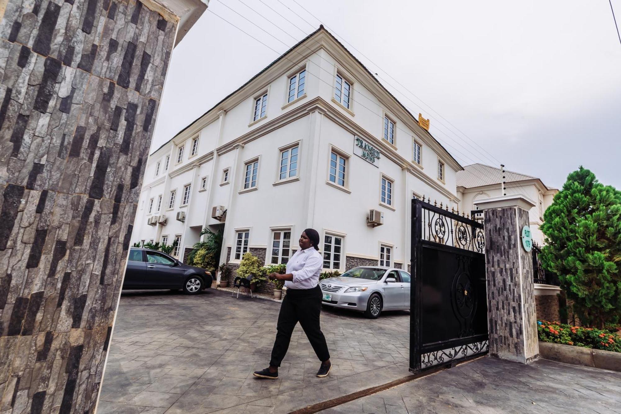 Tranquil Mews Hotel Jabi Exterior photo