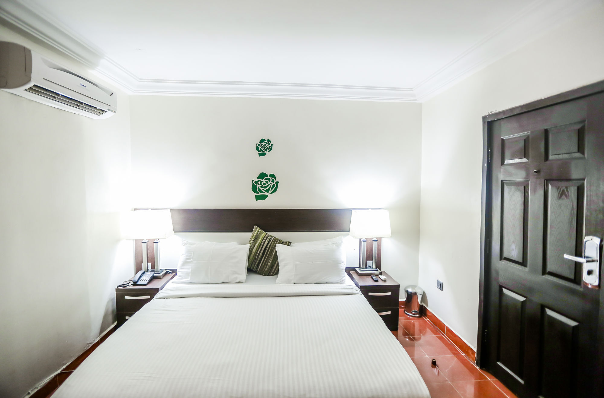 Tranquil Mews Hotel Jabi Exterior photo