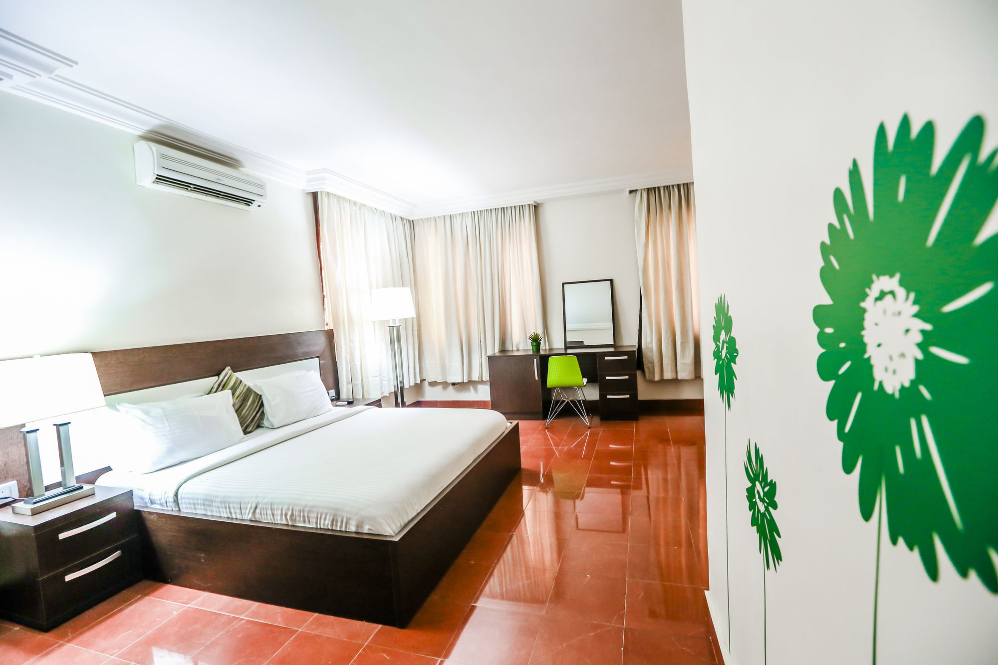 Tranquil Mews Hotel Jabi Exterior photo